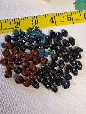 ❤️3/$10❤️ P65 Mixed Glass and Lampwork Bead Lot